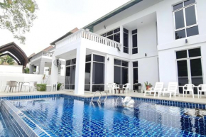 bm-Private Pool Villa Pattaya Jomtien Beach Nagawari Bbq 4 BR 14-18 Guests บ้านพัก พูลวิลล่า พัทยา ที่พักใกล้ทะเล หาดจอมเทียน 4 ห้องนอน 4 ห้องน้ำ 14-18คน